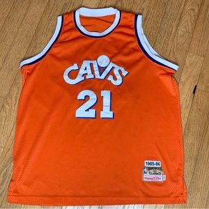 Mitchell & Ness World B Free Cleveland Cavaliers 21 Jersey | Size: 54 Orange